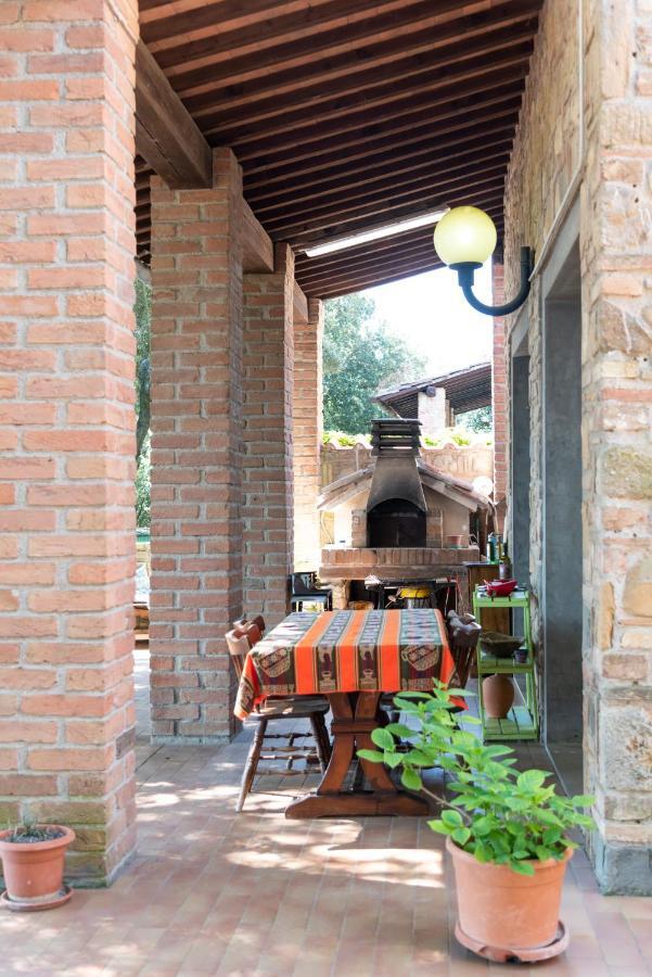 Hause Megghi Apartment Gambassi Terme Exterior photo